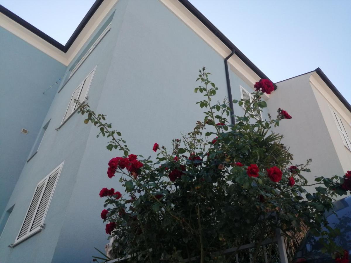 Appartamento Lea Rovigno Esterno foto