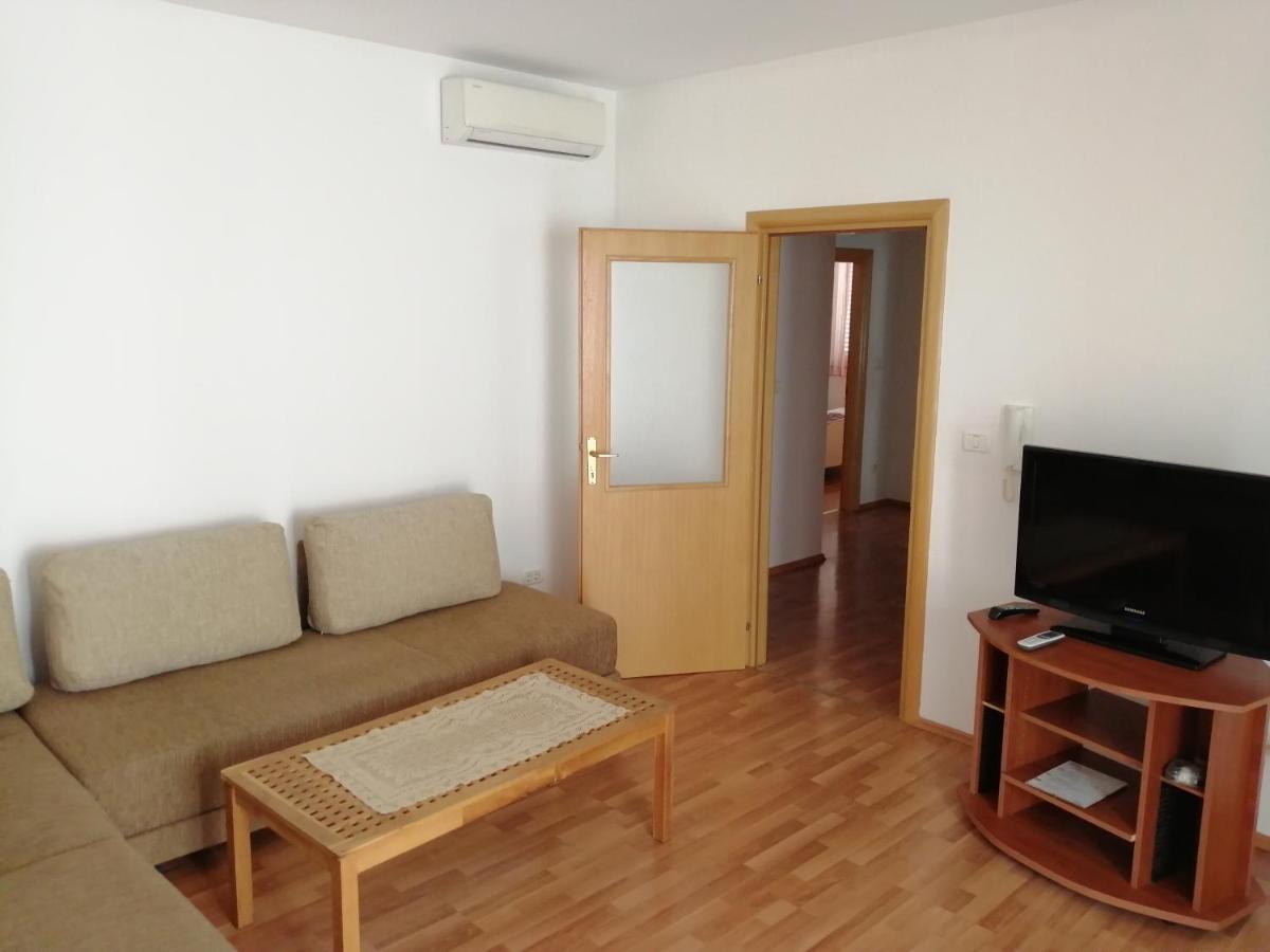 Appartamento Lea Rovigno Esterno foto