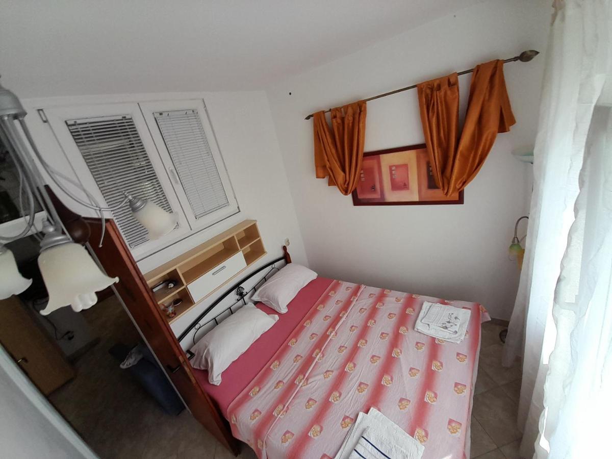 Appartamento Lea Rovigno Esterno foto