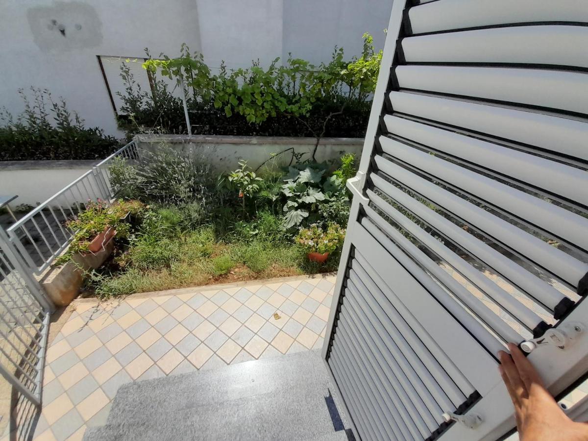 Appartamento Lea Rovigno Esterno foto