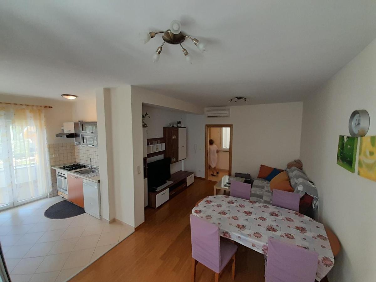 Appartamento Lea Rovigno Esterno foto