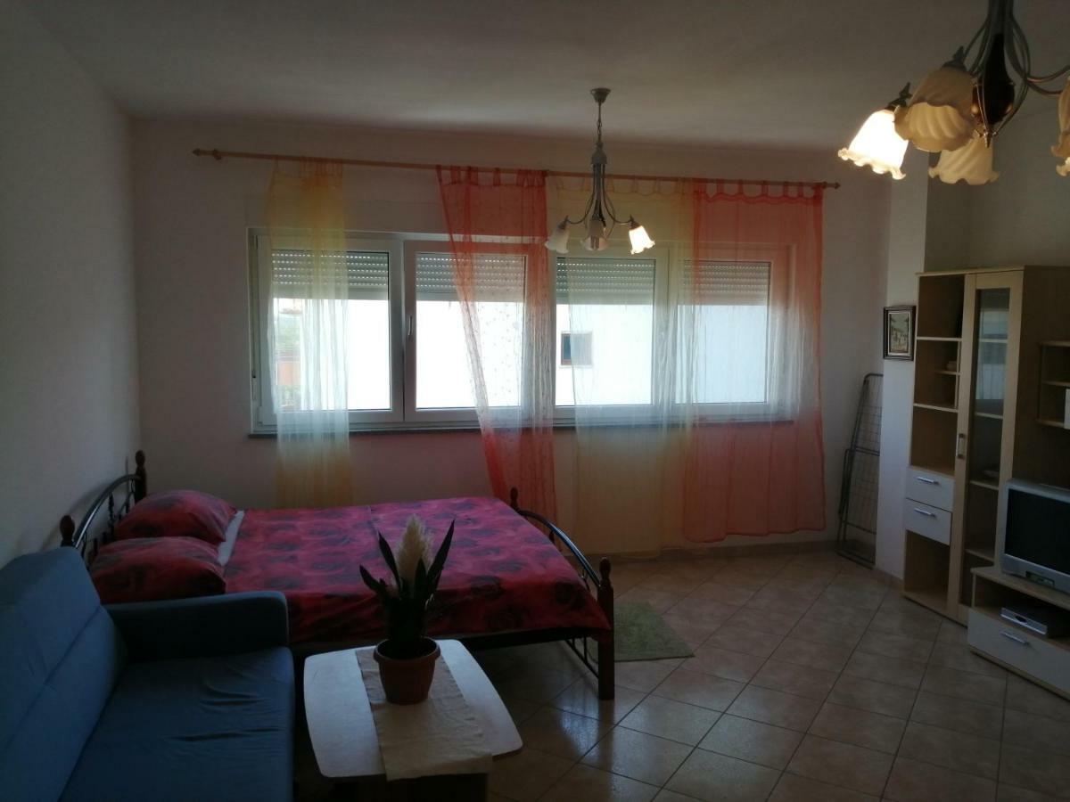 Appartamento Lea Rovigno Esterno foto